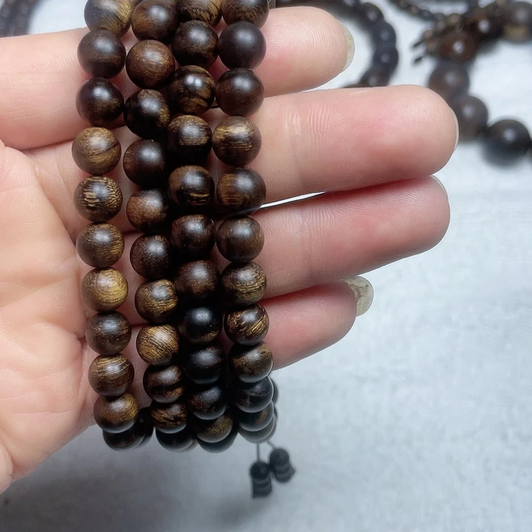 沉香手串芽庄白棋瘤疤料