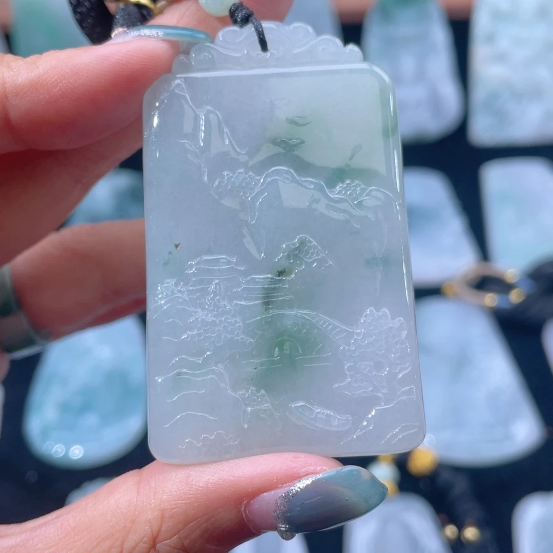 翡翠未镶嵌颈饰仿古山水