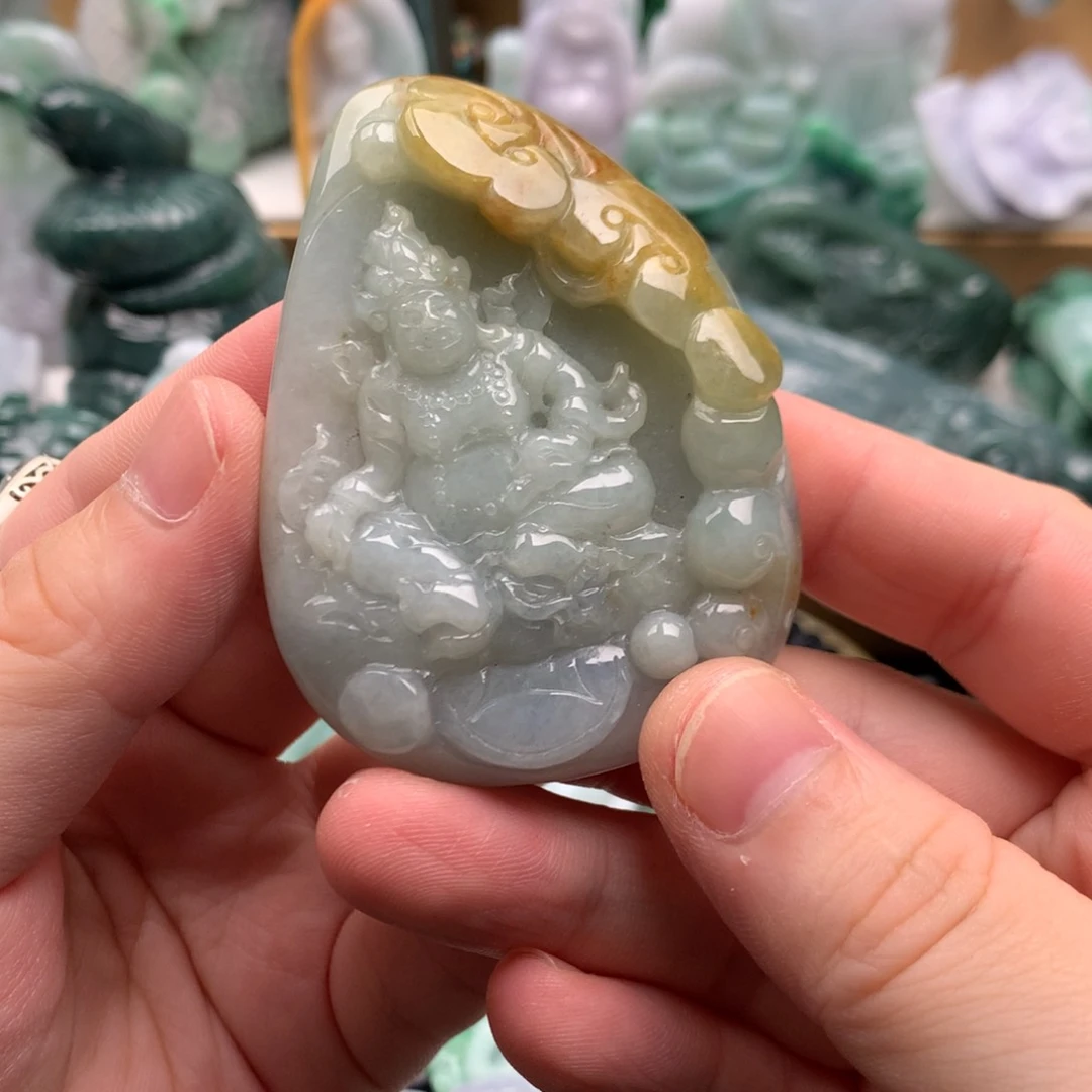 吊坠(不含链)未镶嵌翡翠