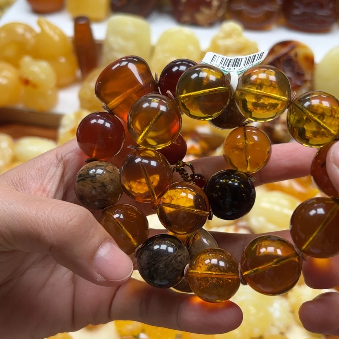 琥珀未镶嵌珠宝奇石