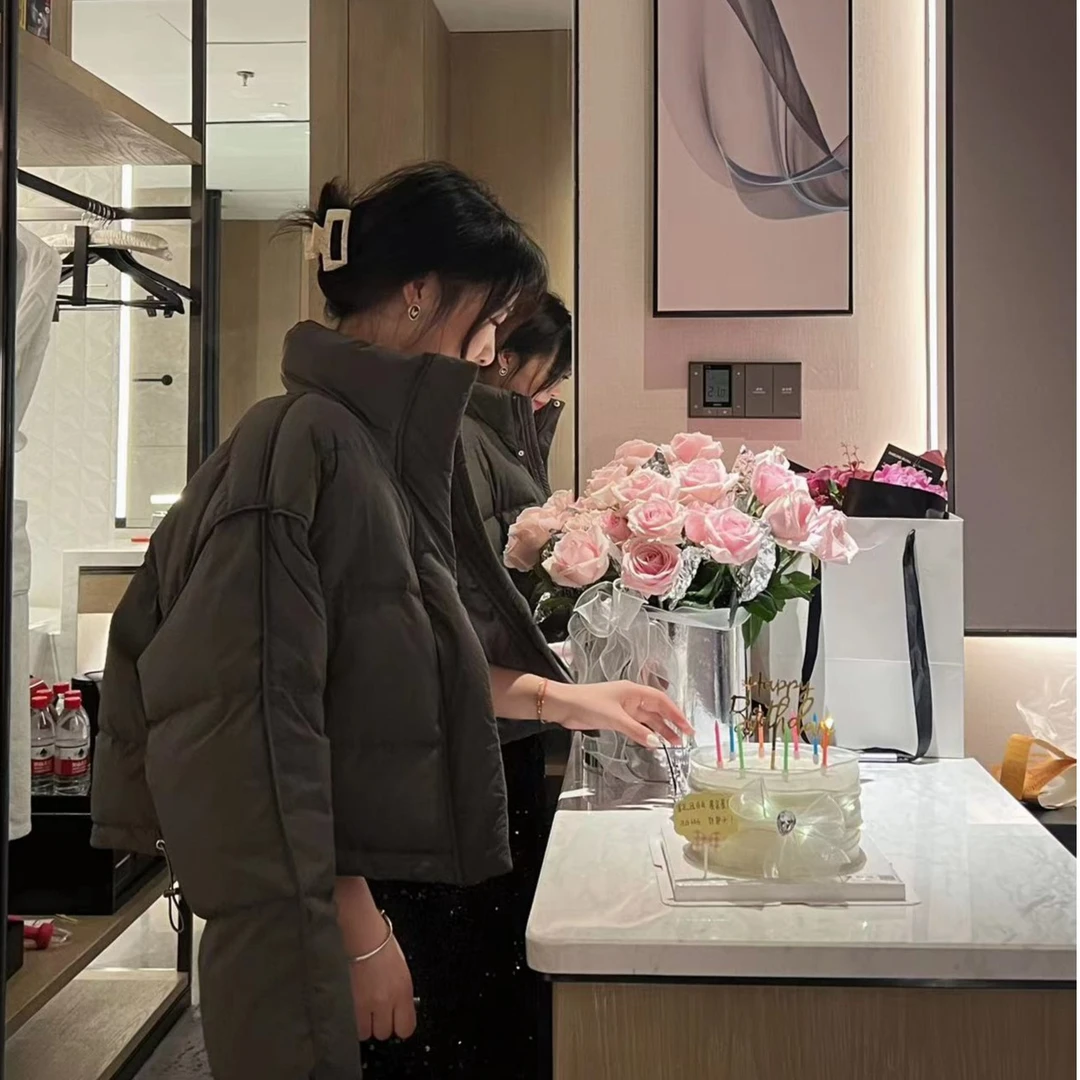 包边面包服白鸭绒羽绒服女短款2024冬装新款韩版宽松百搭加厚外套