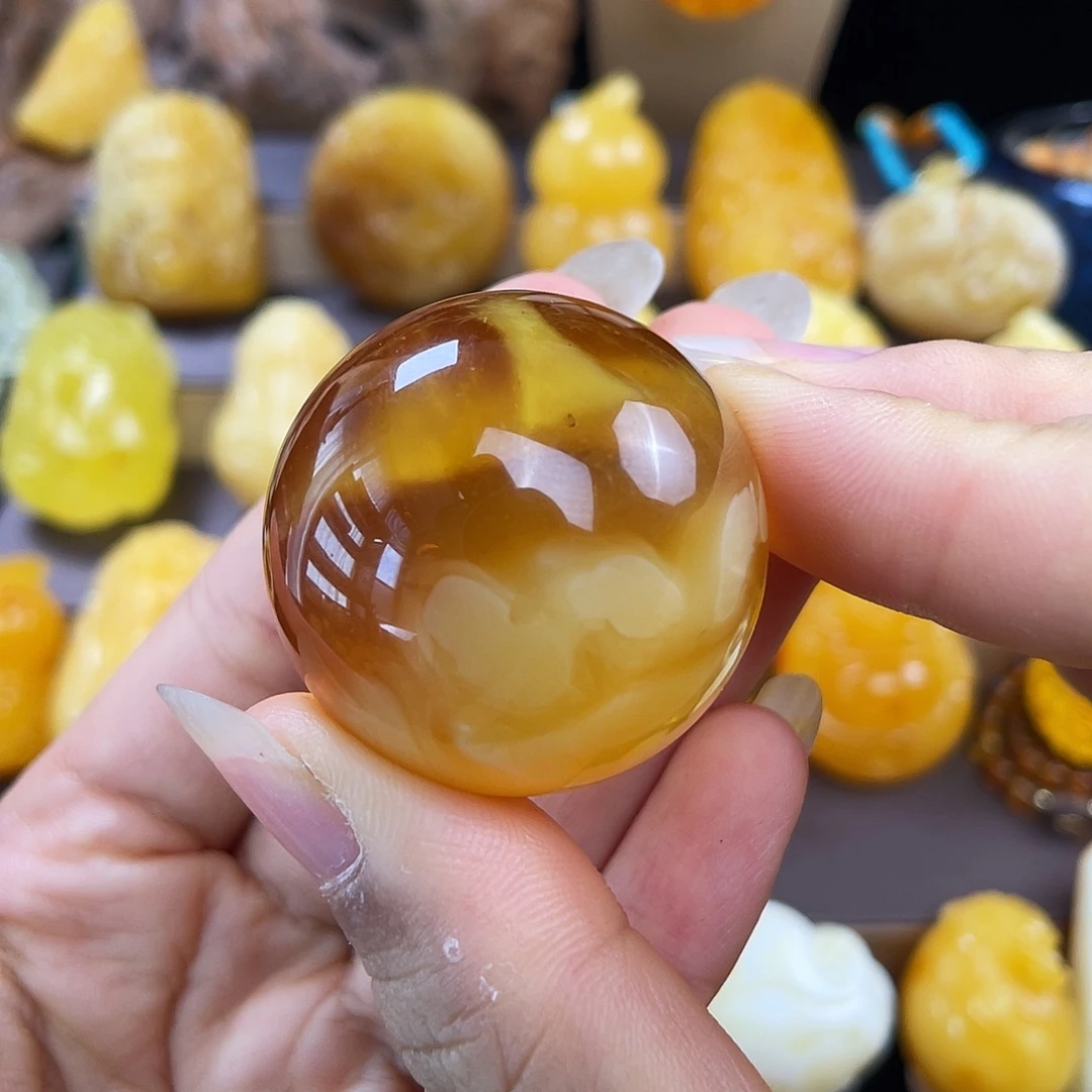 琥珀未镶嵌珠宝奇石