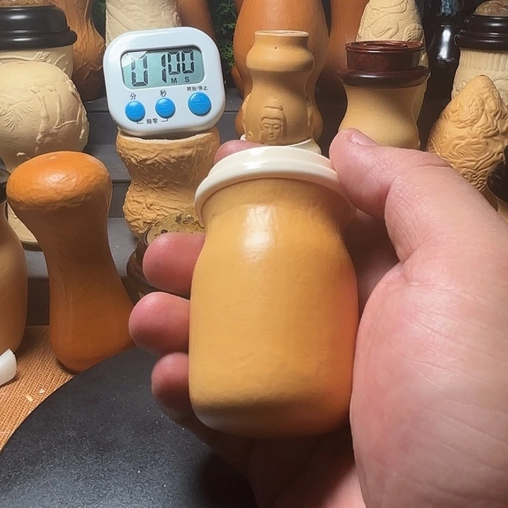 隐隐约约地在这座城市中找到