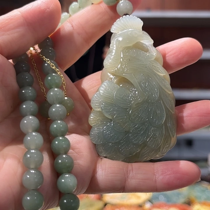 岫玉未镶嵌毛衣链
