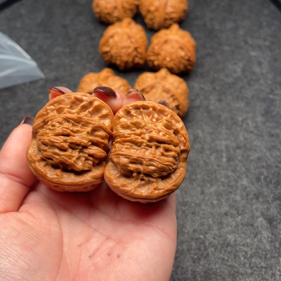 强***文玩核桃吊坠狮子头