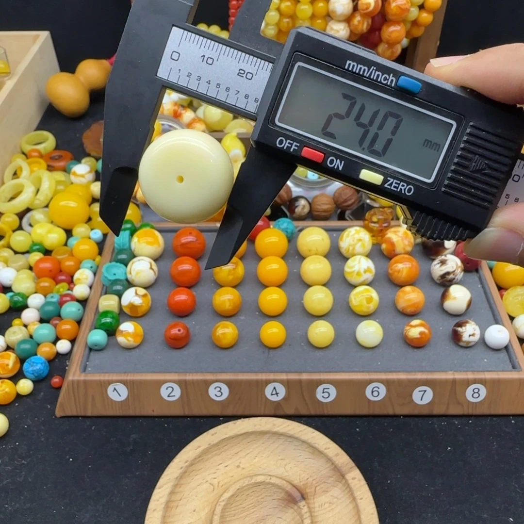 A***l琥珀未镶嵌颈饰配饰