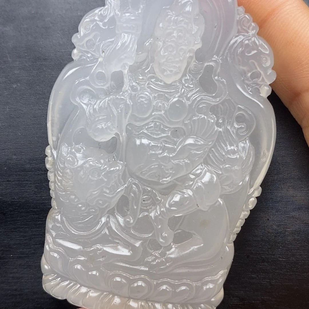 石英质玉（黄龙玉）颈饰未镶嵌