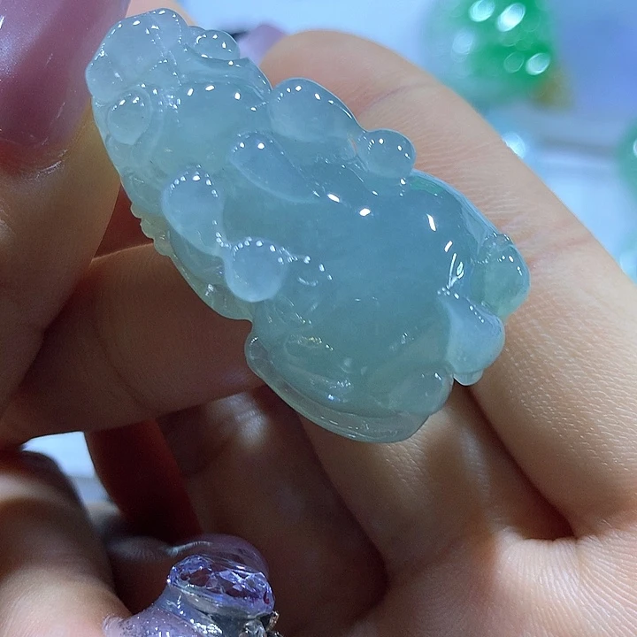 翡翠未镶嵌颈饰天然翡翠A货吊坠