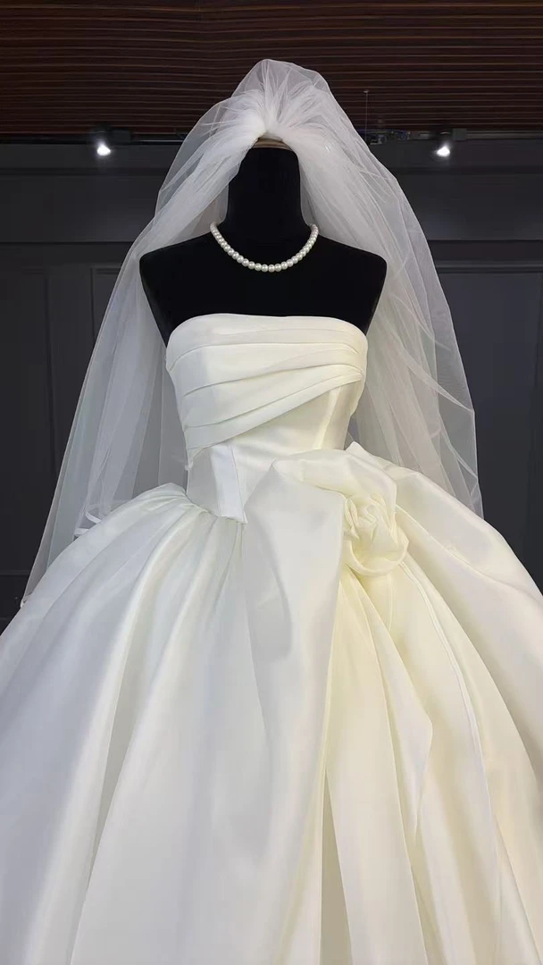 【真爱婚纱-一字肩】一字肩缎面婚纱 仙女甜美公主婚纱 缎面婚纱