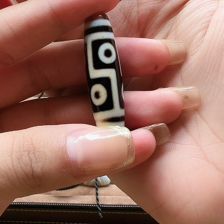 姗***制玛瑙/玉髓颈饰未镶嵌