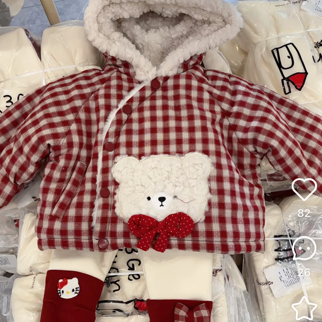 拜年服冬款女宝宝格纹棉袄棉衣连帽加绒裤子外套可爱显白两件套