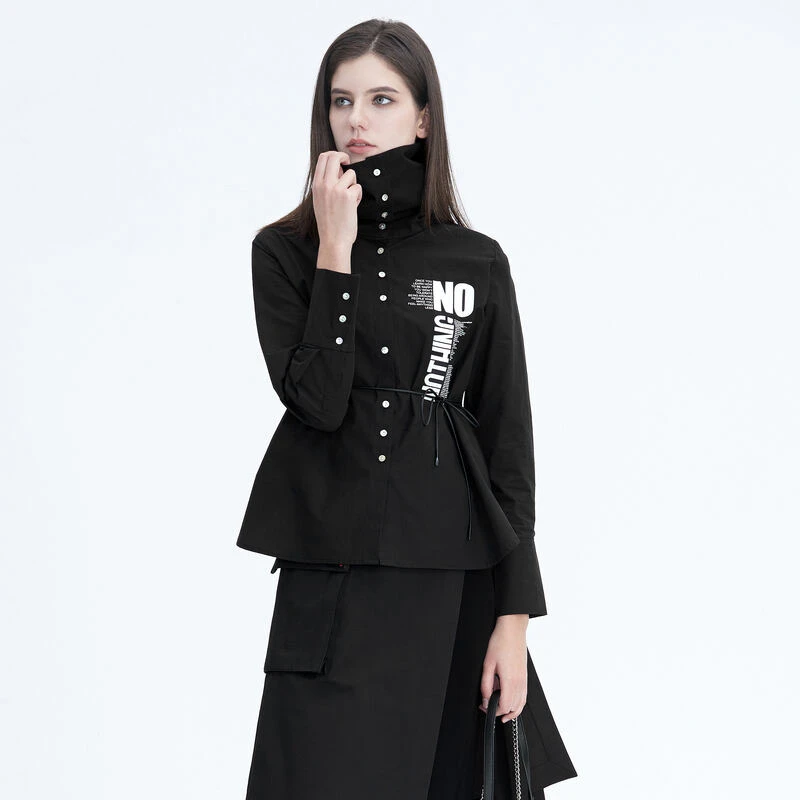 SDEER立领字母印花收腰长袖衬衫S20480517