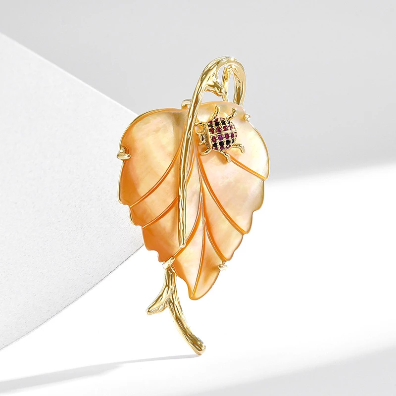 1900黄色贝壳叶子百搭胸针