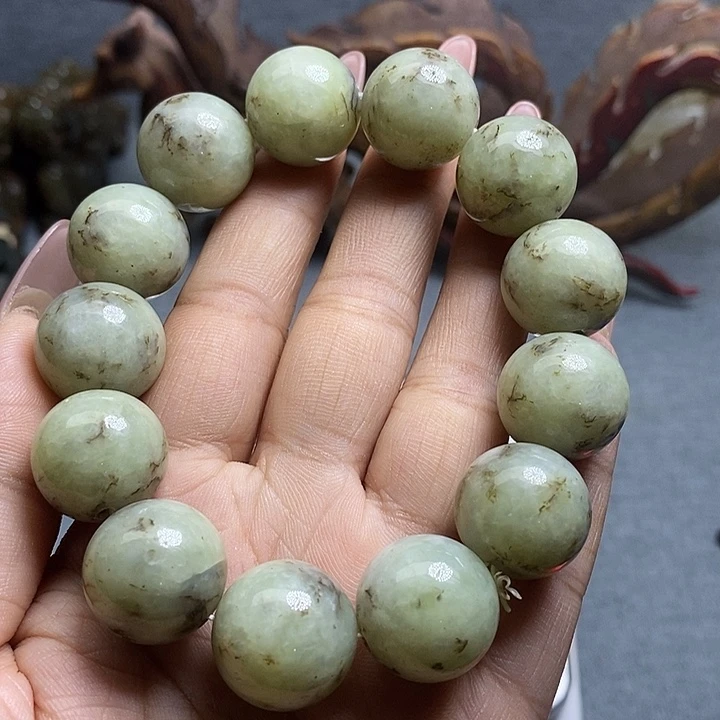 畸***形和田玉未镶嵌挂件