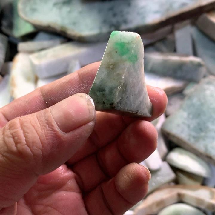 裸石翡翠天然翡翠
