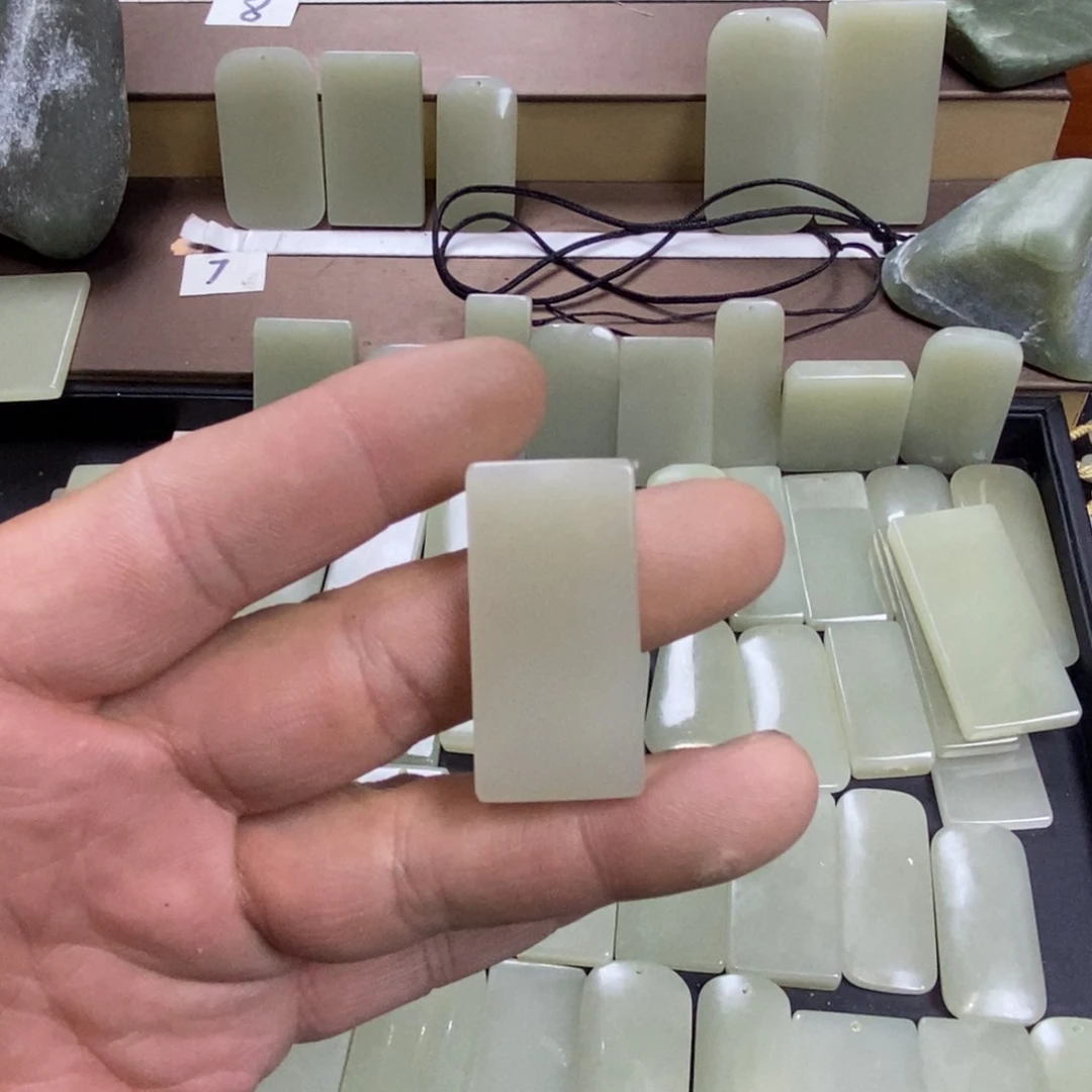 颈饰未镶嵌和田玉海**韵018