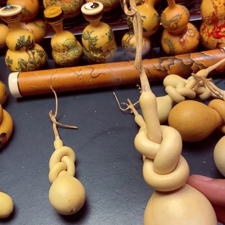 滚****有机玻璃精品品牌设计风格