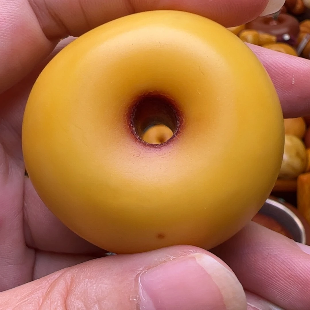 琥珀未镶嵌珠宝奇石44