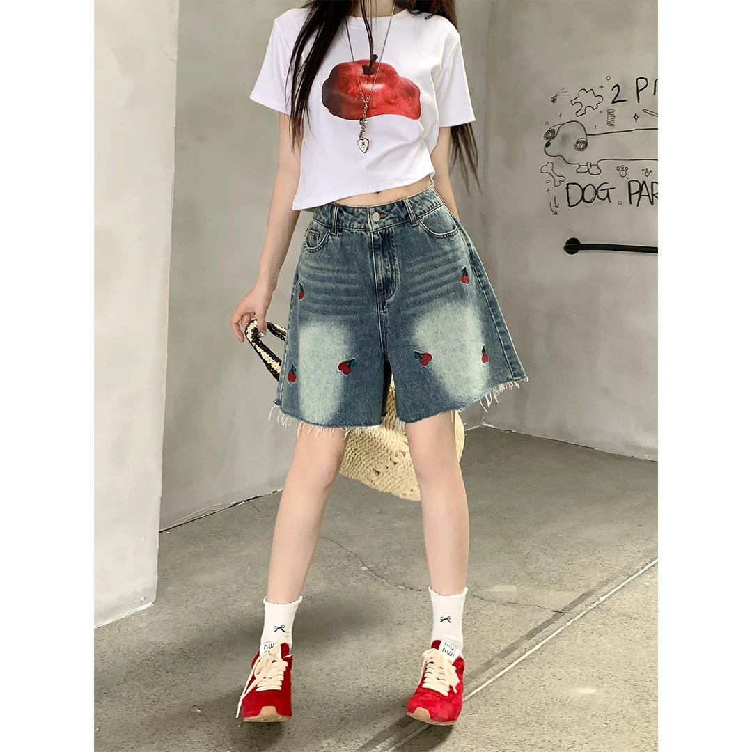 大码高腰显瘦甜美牛仔短裤樱桃刺绣A字毛边牛仔短裤