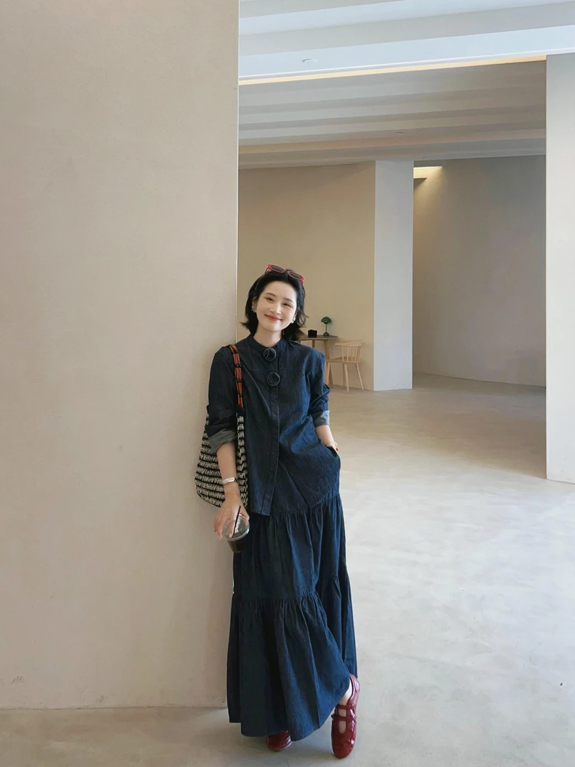 2025秋季新款韩系穿搭复古港风衬衫上衣高腰气质半身裙时尚两件套