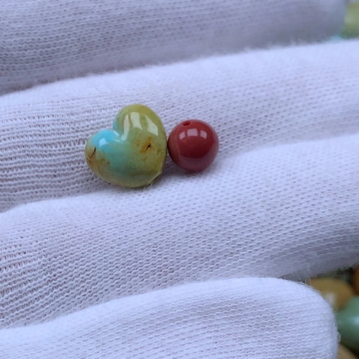 未镶嵌南红玛瑙珠宝奇石