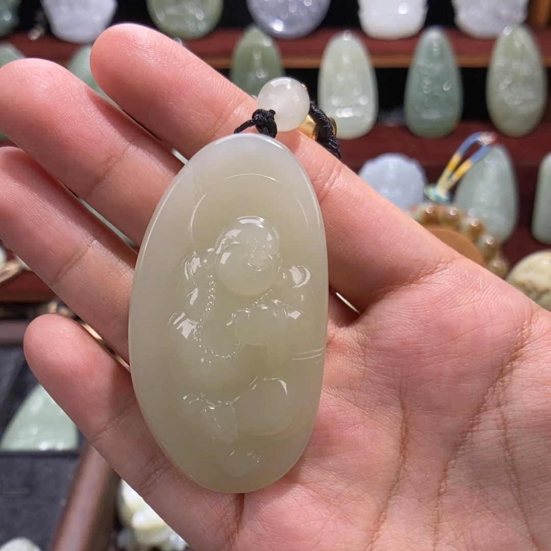 和田玉（糖玉）未镶嵌颈饰