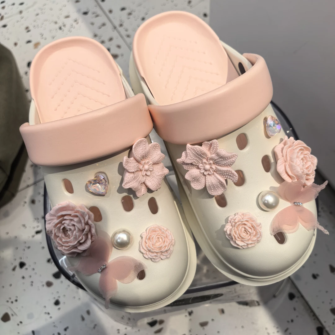 XZ008粉色花花洞洞鞋