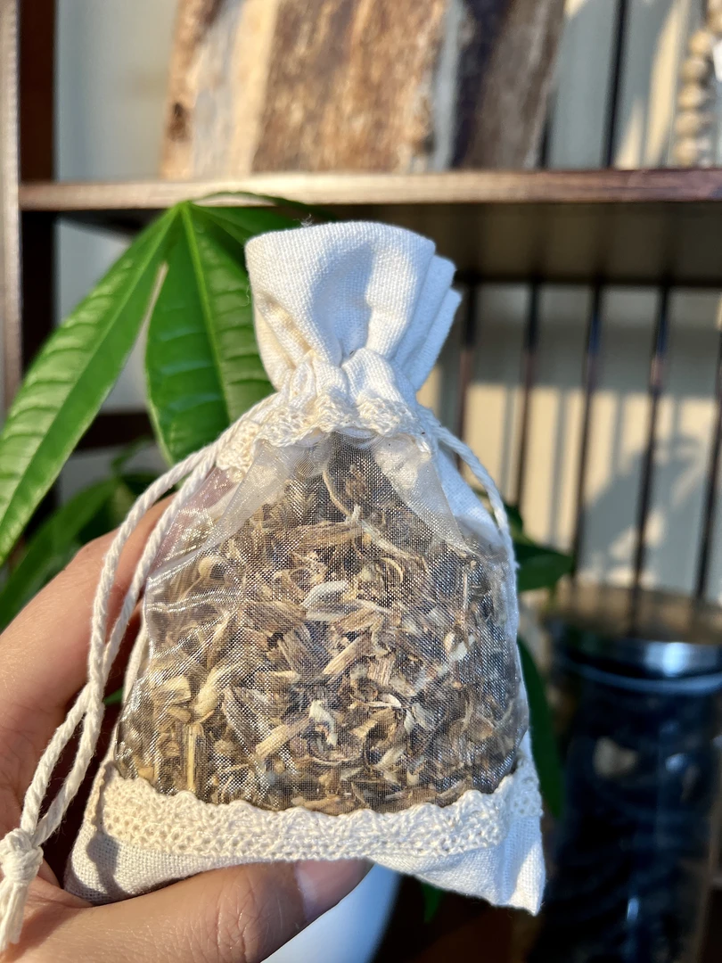 沉香【智慧沉香】香包碎料10g+多样性发一
