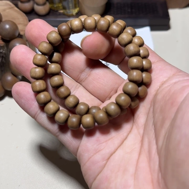 老山檀香8×9×23黑肉顺纹奶甜凉高抛