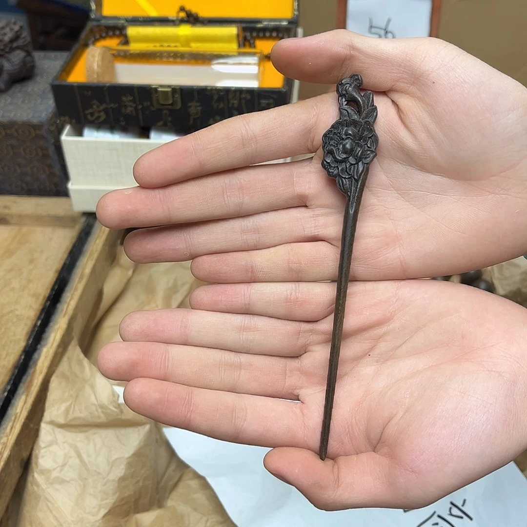 大叶紫檀（黑酸枝木类）