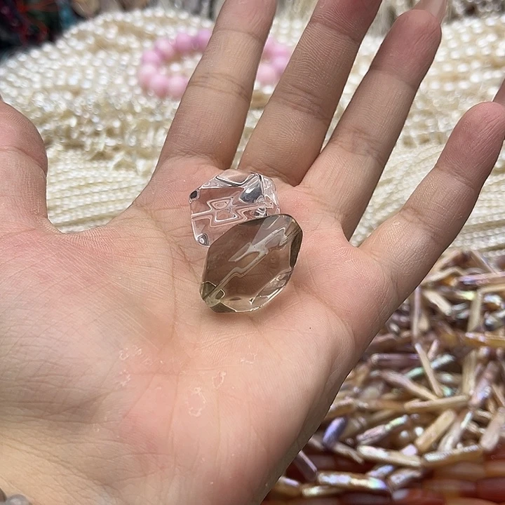 玛瑙/玉髓未镶嵌珠宝半成品D*H2颗水晶1