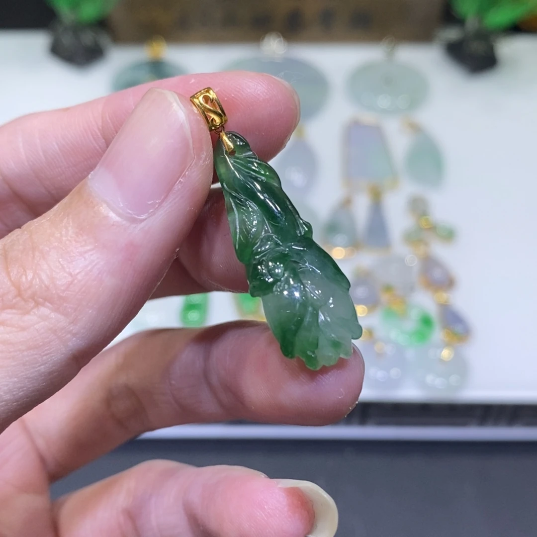 翡翠18K金镶嵌吊坠(不含链)