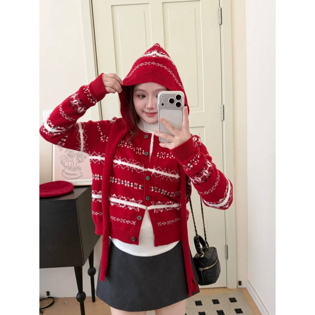 运补小个子秋冬氛围感新年红韩系甜美柔软圆领显瘦费尔岛毛衣外套