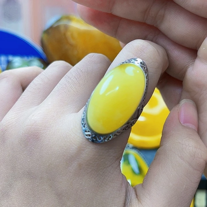 琥珀银S925镶嵌颈饰吊坠