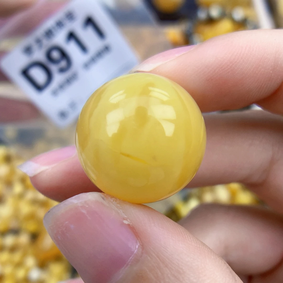 未镶嵌琥珀珠宝奇石19.4