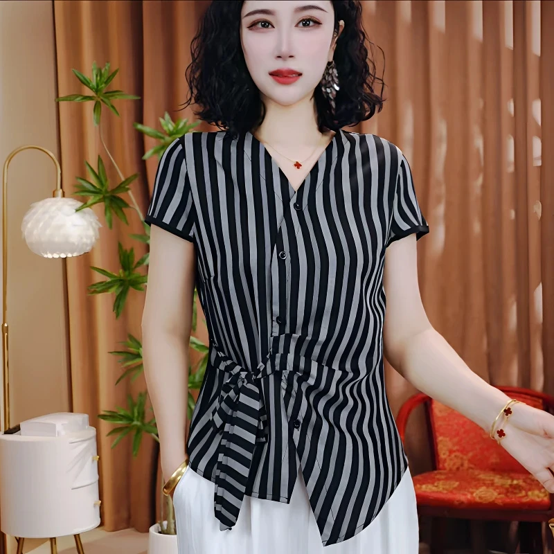 夏季新款休闲洋气短袖气质百搭V领显瘦开衫扣上衣小衫