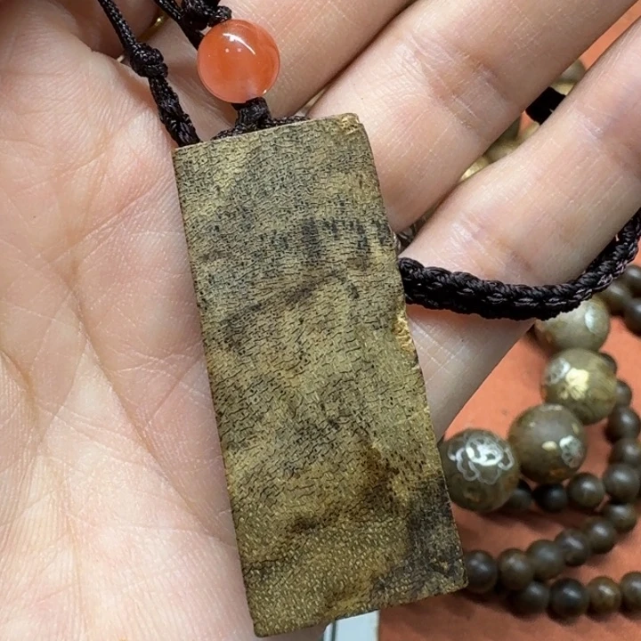 大叶紫檀（黑酸枝木类）