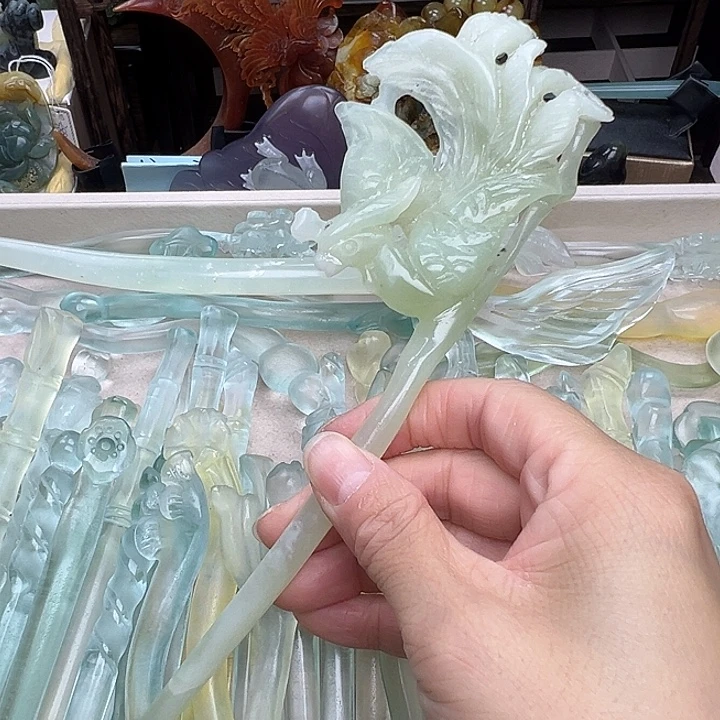 蛇纹石玉未镶嵌发饰