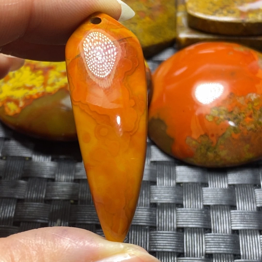 玛瑙/玉髓挂件未镶嵌