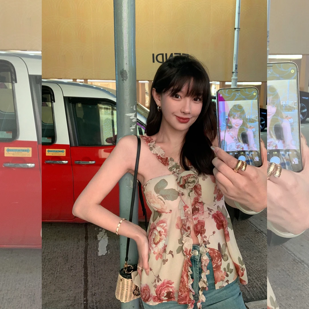 施薇靓 钟意红蔷薇 设计感荷叶边挂脖吊带女夏独特别致连衣裙