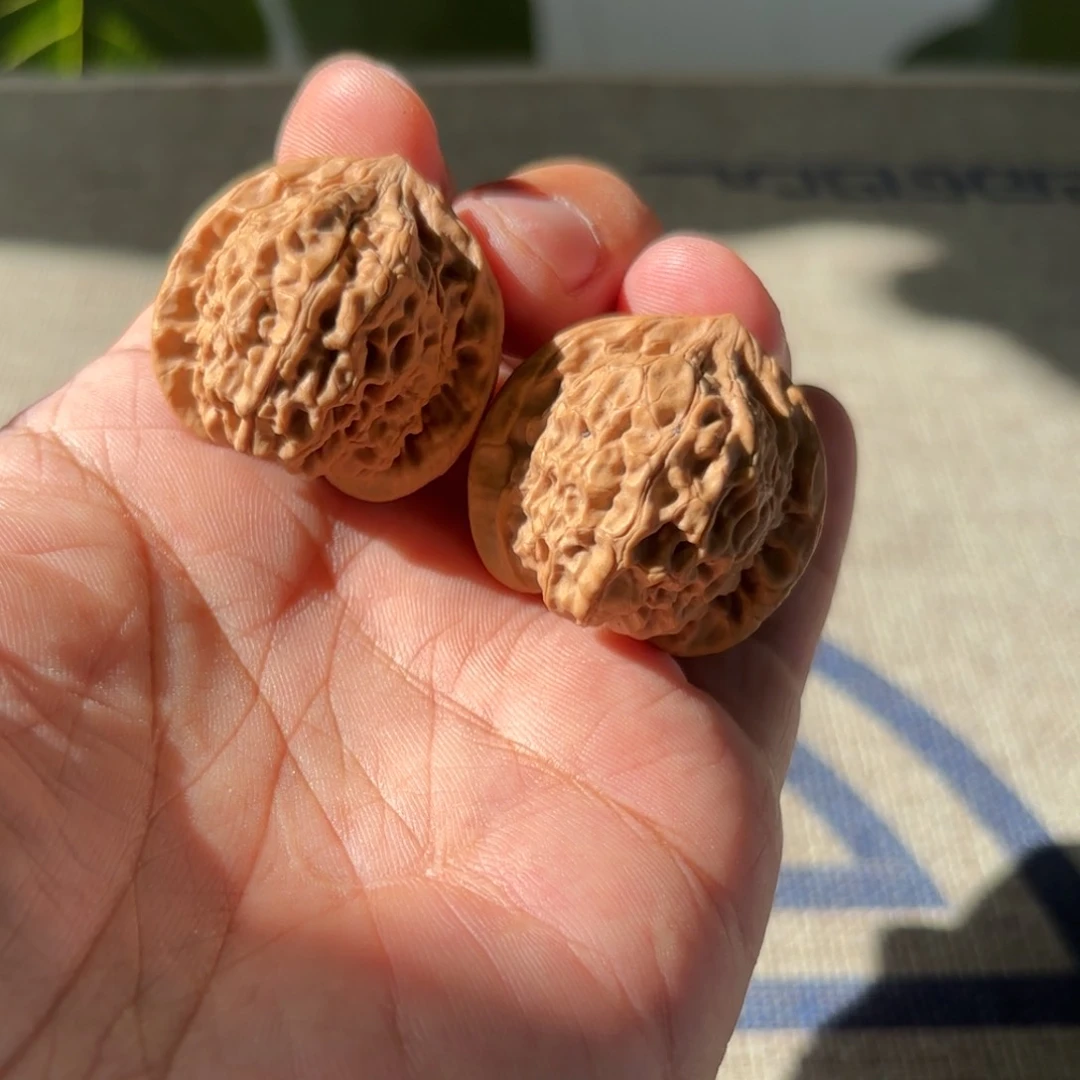 文玩核桃把件琉璃35