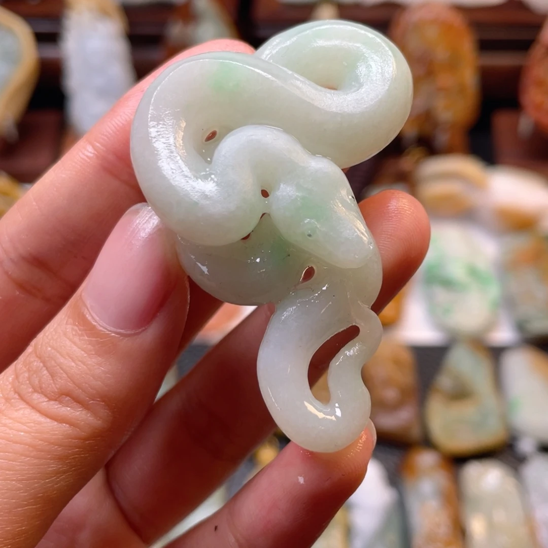 最***人定制翡翠未镶嵌翡翠