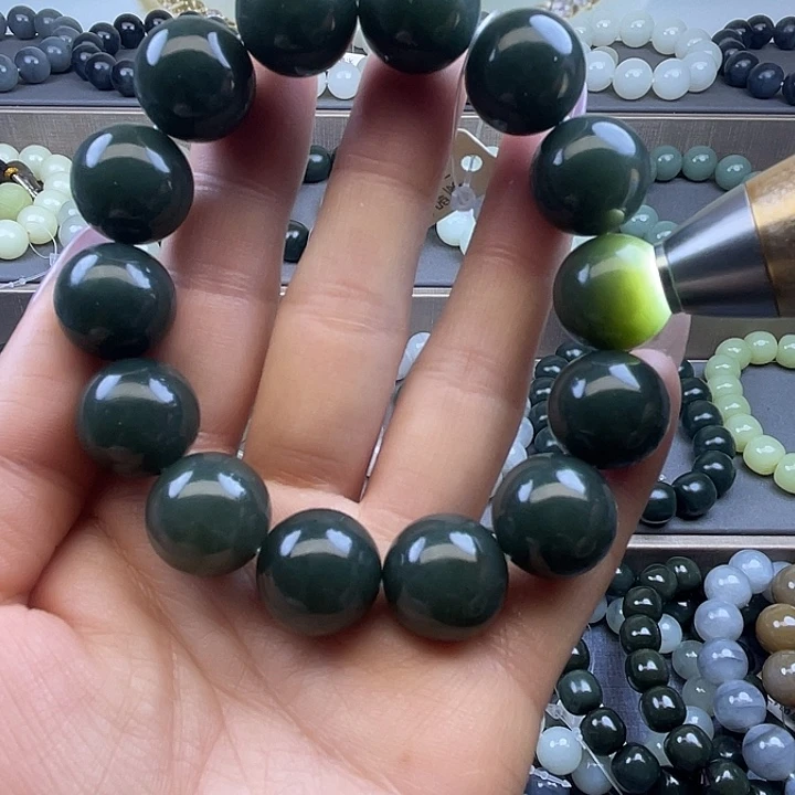 和田玉未镶嵌手链