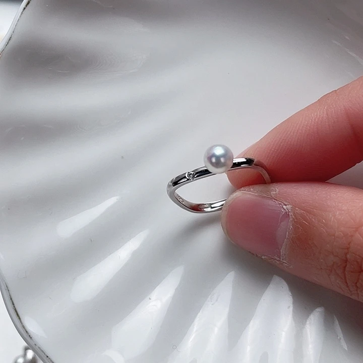 海水珍珠戒指银S925镶嵌会****?