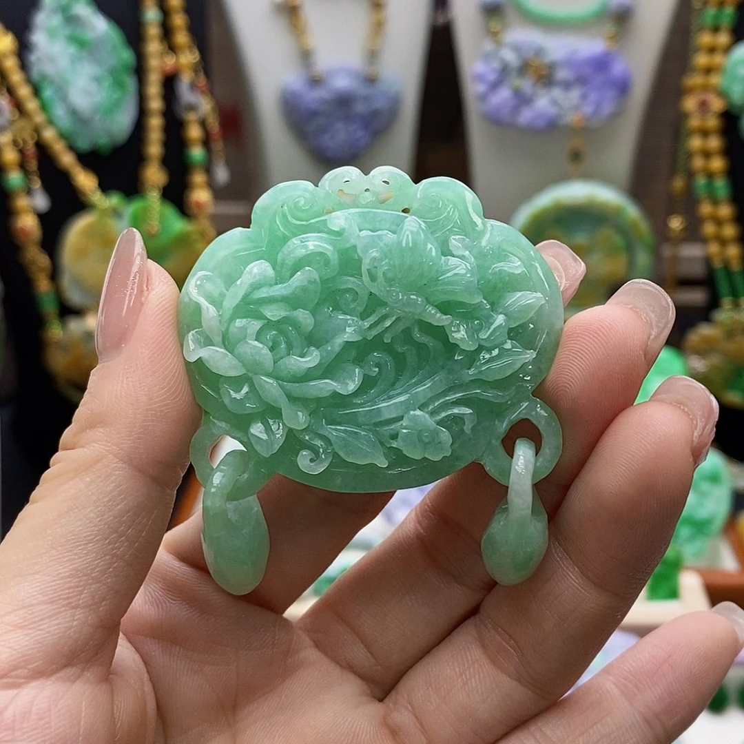 翡翠未镶嵌颈饰天然