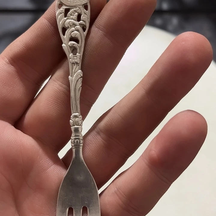 勿***·贵金属欧洲中古老物件叉子