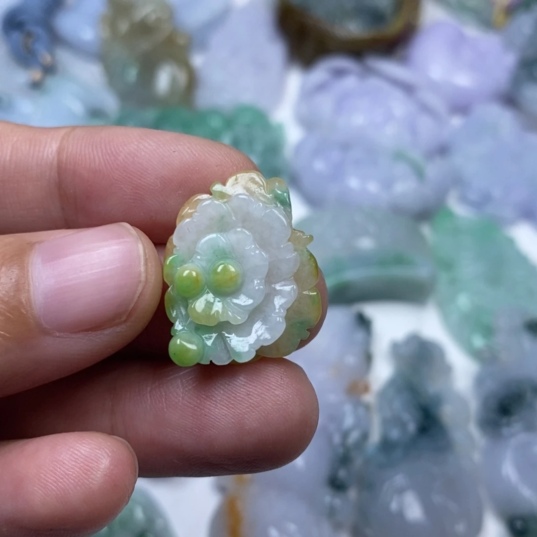 颈饰未镶嵌翡翠懿**萌翡翠