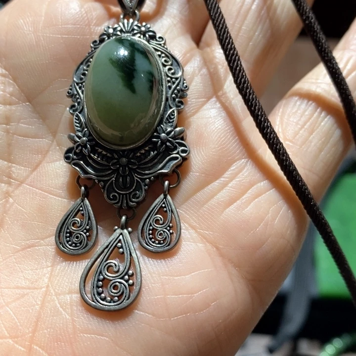 岫玉毛衣链未镶嵌