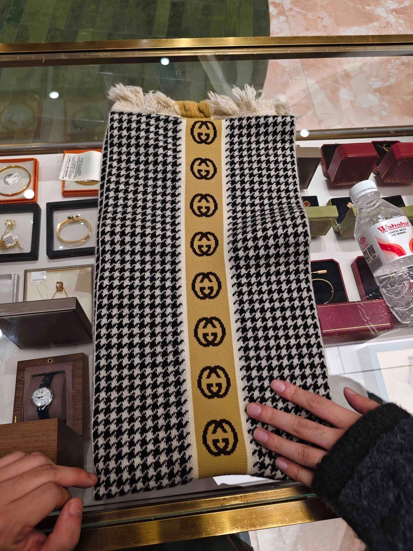 99新 GUCCI/古驰 韩系格子拼色围巾