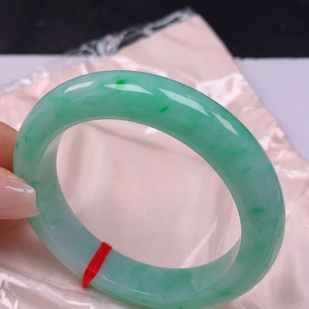【闪购商品】翡翠手镯未镶嵌57翡翠手镯